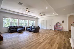 26888 Fiddlewood Loop, Wesley Chapel, FL 33544 - Photo 32