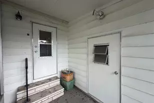 8017 Fairlane Ave, Brooksville, FL 34613 - Photo 2