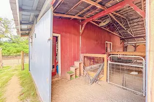 16736 Powerline Rd, Dade City, FL 33523 - Photo 40