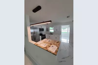 7498 N Orpine Drive, Saint Petersburg, FL 33702 - Photo 6