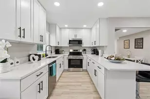 5 W Spanish Main St, Tampa, FL 33609 - Photo 16