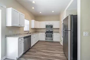 4310 Fincastle Ct, Tampa, FL 33624 - Photo 12