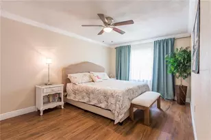 2198 Oak Grove Dr, Clearwater, FL 33764 - Photo 18