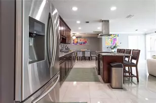 2198 Oak Grove Dr, Clearwater, FL 33764 - Photo 10