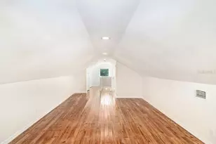 976 8th Ave S, Saint Petersburg, FL 33705 - Photo 38