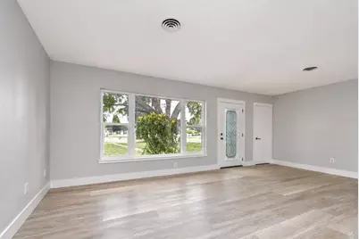 1800 Druid Road E, Clearwater, FL 33764 - Photo 6
