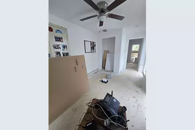 908 Grand Central Street, Clearwater, FL 33756 - Photo 4