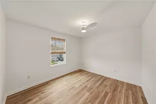 35746 Buttonweed Trl, Zephyrhills, FL 33541 - Photo 40