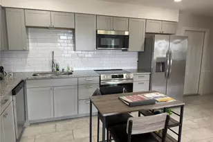 416 73rd Ave N, Saint Petersburg, FL 33702 - Photo 2