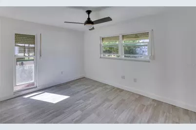 4318 Great Lakes Drive N, Clearwater, FL 33762 - Photo 12