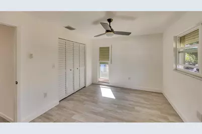 4318 Great Lakes Drive N, Clearwater, FL 33762 - Photo 10