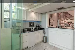 8720 Cove Ct, Tampa, FL 33615 - Photo 20