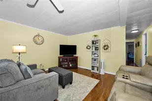 143 Melody Ln, Tarpon Springs, FL 34689 - Photo 24