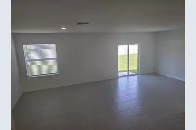 11962 Brae Way, Dade City, FL 33525 - Photo 2