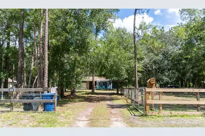 27729 Green Willow Run, Wesley Chapel, FL 33544 - Photo 4