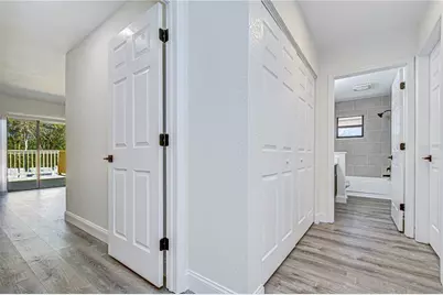 9731 62nd Avenue N, Saint Petersburg, FL 33708 - Photo 24