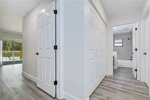 9731 62nd Ave N, Saint Petersburg, FL 33708 - Photo 24