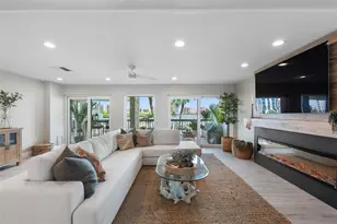 160 Marina Del Rey Ct, Clearwater, FL 33767 - Photo 4