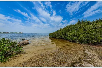 7810 Chapel Avenue, Port Richey, FL 34668 - Photo 84