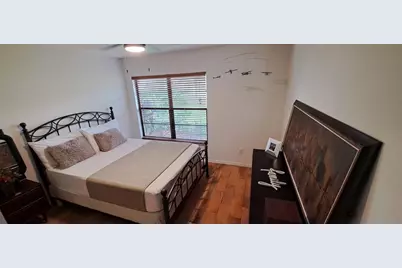 11414 Country Oaks Drive, Tampa, FL 33618 - Photo 10