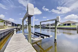 715 Islebay Dr, Apollo Beach, FL 33572 - Photo 4