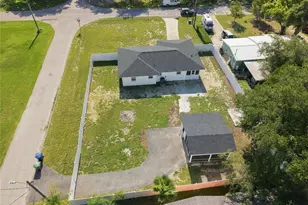 9708 Forest Hills Dr, Tampa, FL 33612 - Photo 32