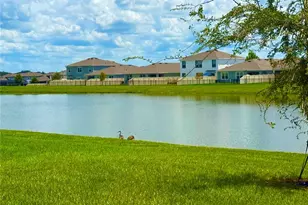 31800 Oyster Trellis Ln, Wesley Chapel, FL 33545 - Photo 16