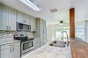 1108 Dockside Dr, Lutz, FL 33559 - Photo 36