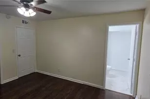 6717 Mornay Cir, Tampa, FL 33615 - Photo 24