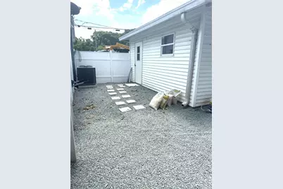 5829 12th Street, Zephyrhills, FL 33542 - Photo 10