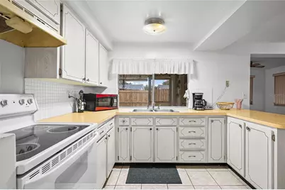 3410 Columbus Drive, Holiday, FL 34691 - Photo 12