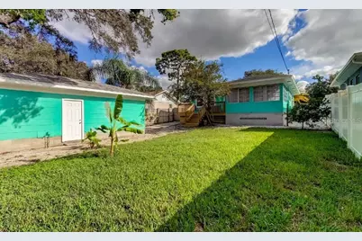 1226 Sedeeva Circle S, Clearwater, FL 33755 - Photo 24