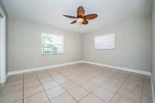 1039 Madison St, Largo, FL 33770 - Photo 10