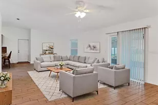 2423 Buckhorn Manor Dr, Valrico, FL 33594 - Photo 10