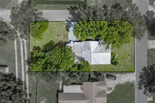 5207 10th St, Zephyrhills, FL 33542 - Photo 4