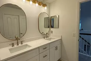 422 Westchester Hills Ln, Valrico, FL 33594 - Photo 32