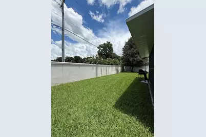 422 Westchester Hills Lane, Valrico, FL 33594 - Photo 16