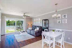 13812 Orange Sunset Dr, Tampa, FL 33618 - Photo 4