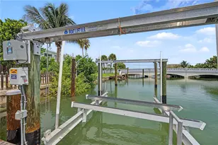 403 Normandy Rd, Madeira Beach, FL 33708 - Photo 38