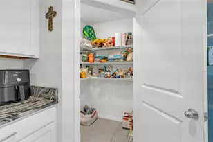 10463 Baylor Dr, Spring Hill, FL 34608 - Photo 10