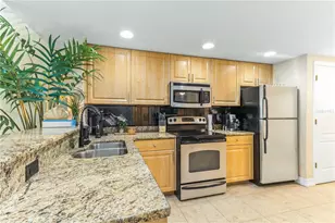 11605 Gulf Blvd, Saint Petersburg, FL 33706 - Photo 14