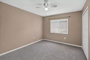 11306 Pelican Lake Ct, Riverview, FL 33569 - Photo 24