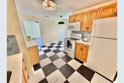 3530 51st Avenue N, Saint Petersburg, FL 33714 - Photo 6