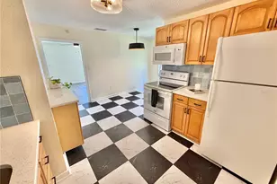 3530 51st Ave N, Saint Petersburg, FL 33714 - Photo 6