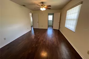 1818 Fort Duquesna Dr, Sun City Center, FL 33573 - Photo 18