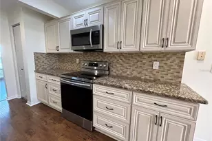 1818 Fort Duquesna Dr, Sun City Center, FL 33573 - Photo 12