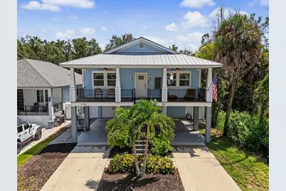 170 E Spruce Street, Tarpon Springs, FL 34689 - Photo 1