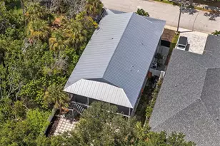 170 E Spruce St, Tarpon Springs, FL 34689 - Photo 4