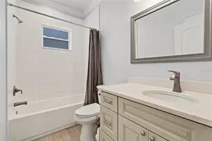 170 E Spruce St, Tarpon Springs, FL 34689 - Photo 12
