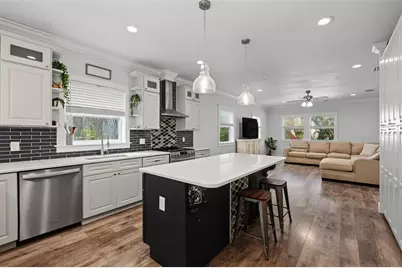 170 E Spruce Street, Tarpon Springs, FL 34689 - Photo 20